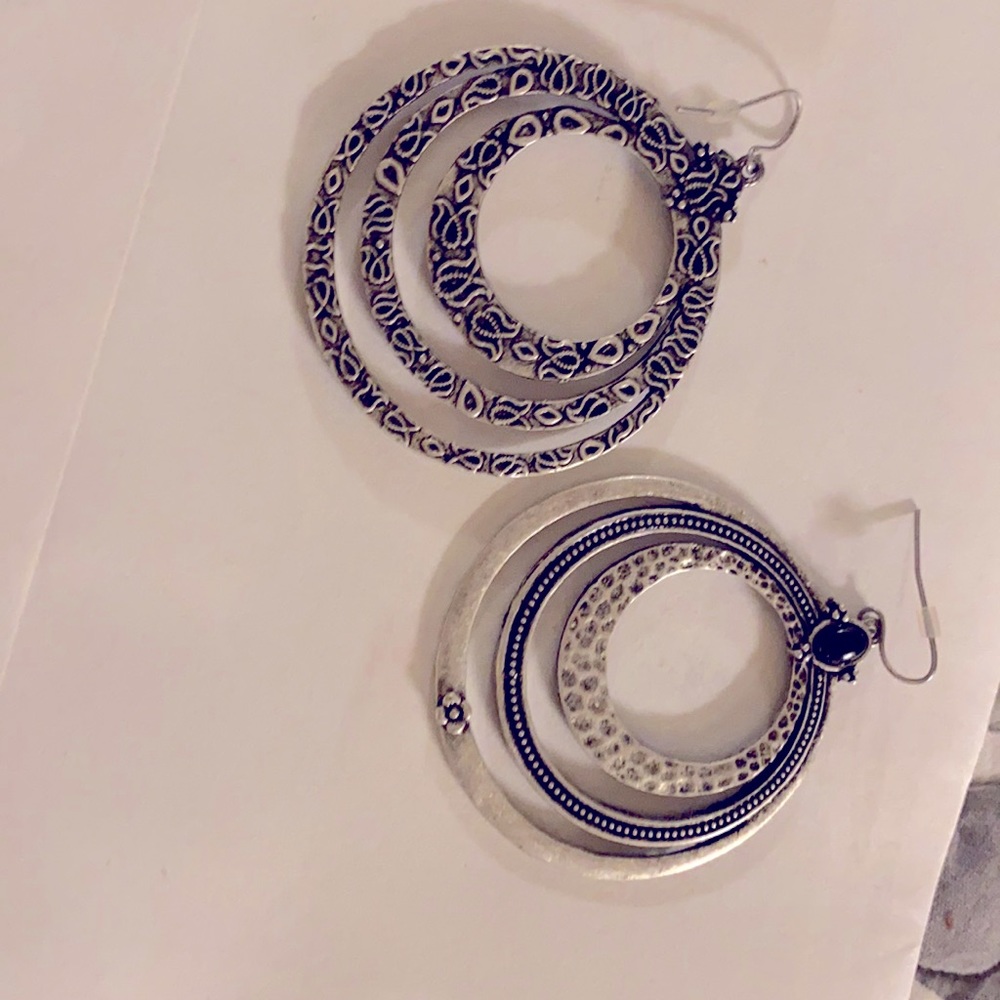 Rare find stunning earrings for any Occasion